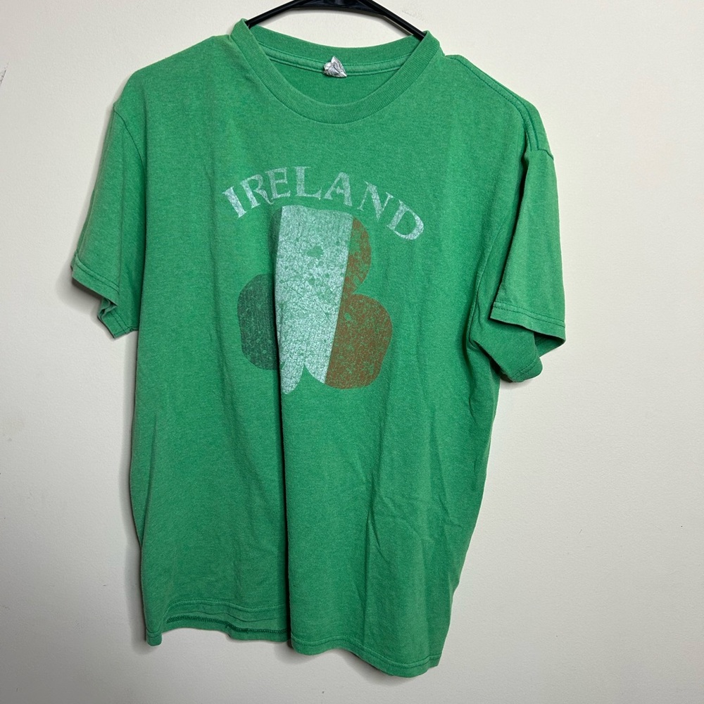 Ireland Shamrock Clover Short Sleeve T-Shirt Graphic Tee St. Patricks Day